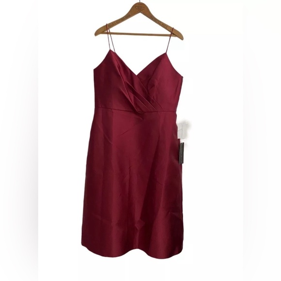 ALFRED SUNG Cocktail Dress Burgundy Satin Twill V Neck D777 $200 Sz 14 Pockets! - Picture 3 of 11